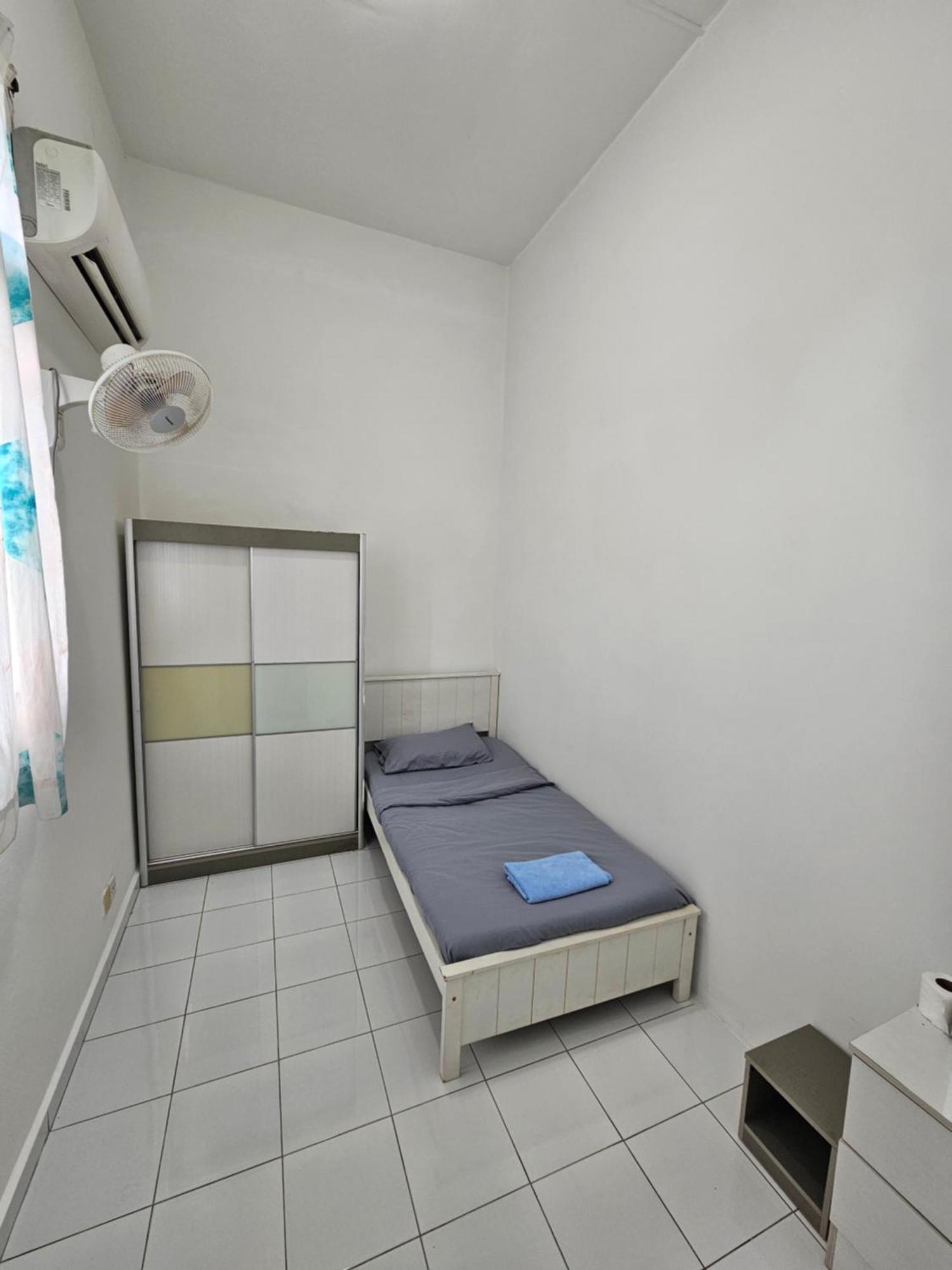 Sunny Point Homestay Gelugor