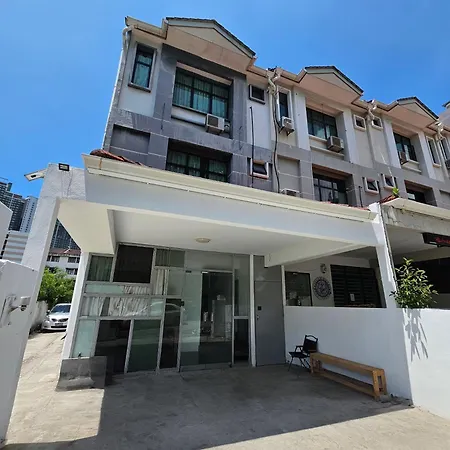 Sunny Point Hostel Gelugor Exterior photo